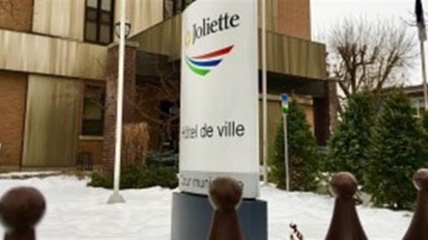 Fermeture de la caisse municipale de Joliette sur l’heure du dîner