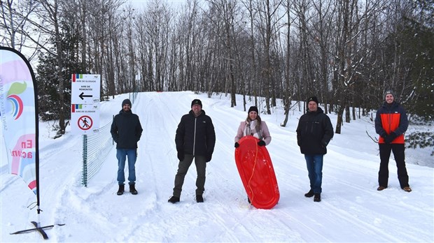 Une nouvelle aire de glissade à Saint-Félix-de-Valois