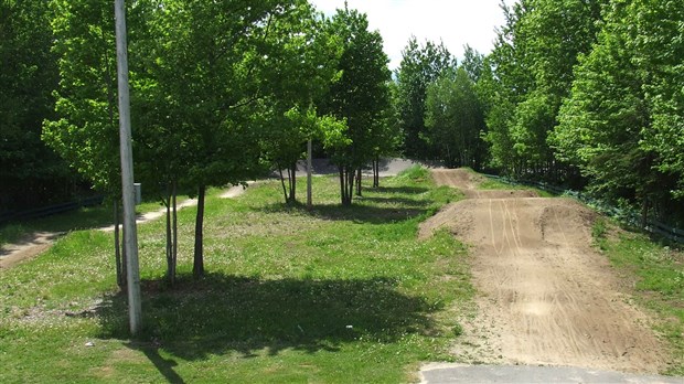 Réaménagement de la piste de BMX à Saint-Charles-Borromée : la Ville veut l'opinion des amateurs
