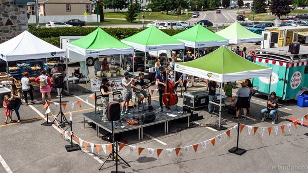 Dévoilement des artistes invités dans trois marchés publics de la région