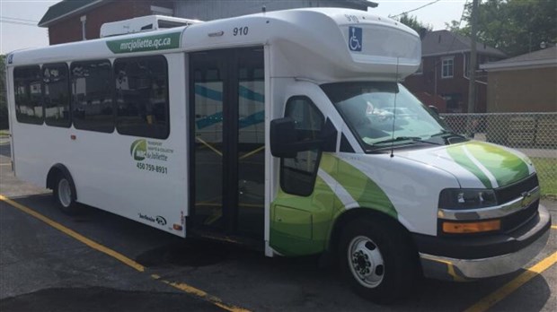 Un nouveau transport adapté pour atteindre le site de vaccination des Galeries Joliette