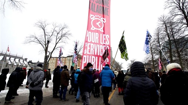 Secteur public: les trois centrales tentent de reconstituer un front commun