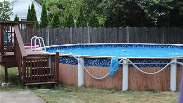 Début de la tournée d'inspection des piscines à SCB
