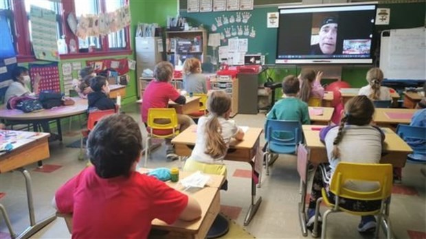 Communication maintenue avec le Mont Everest pour des élèves du primaire