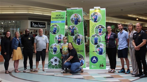 Des jeunes joueurs de soccer adapté en vedette aux Galeries Joliette