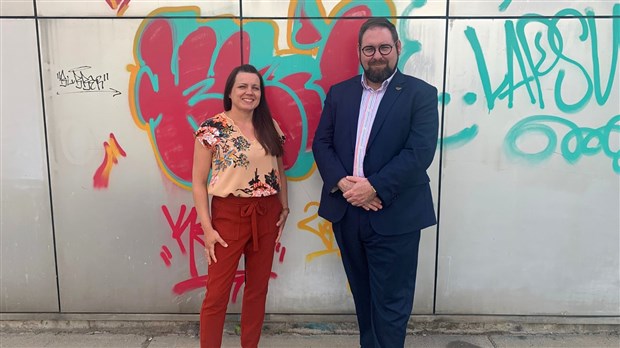 Un important nettoyage des graffitis au centre-ville de Joliette
