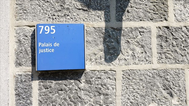 Claude Gilbert est arrêté pour agressions sexuelles sur des mineures