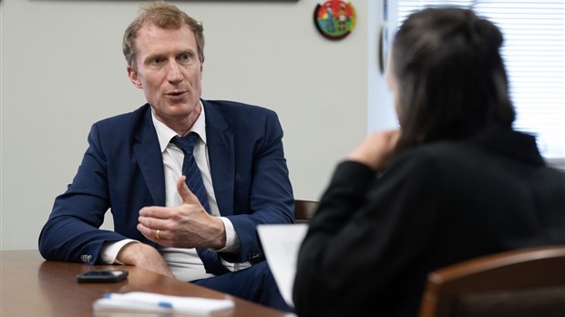 «Resserrement de l'étau» pour les simples visiteurs qui demandent l'asile, dit Miller