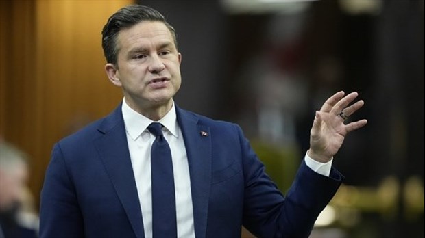 Les libéraux, les Verts et le NPD demandent à Poilievre de s'excuser auprès de la GRC