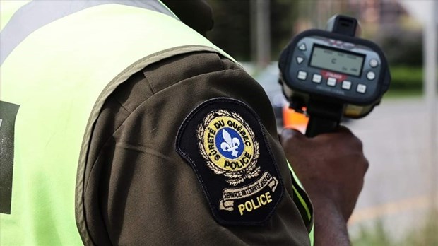 Un homme de 21 ans intercepté à 133 km/h dans une zone de 60 km/h