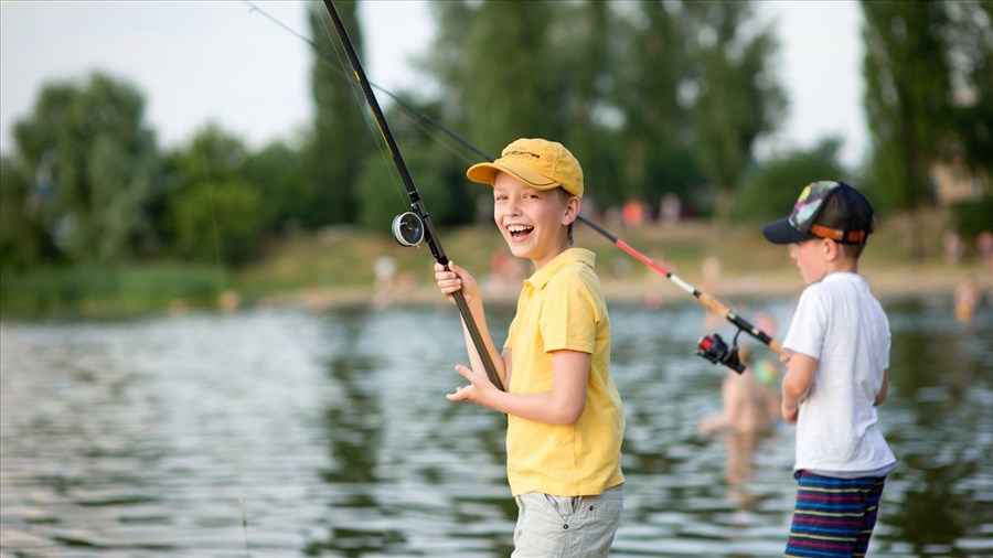 Initiation à la pêche pour 64 jeune à Notre-Dame-des-Prairies