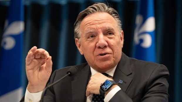 Legault accuse les médecins de «prendre en otage les étudiants et la population»