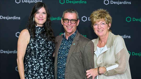 Un prix pour le projet Le Public de l'école secondaire de la Rive