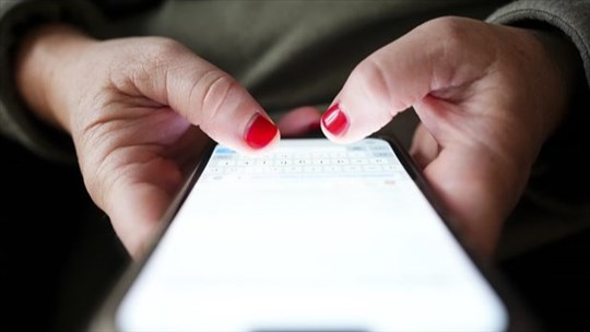 Rogers investit 50 M $ pour contrer le temps d'écran excessif chez les adolescents